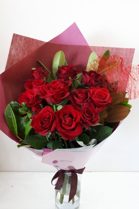 Red rose heart bouquet